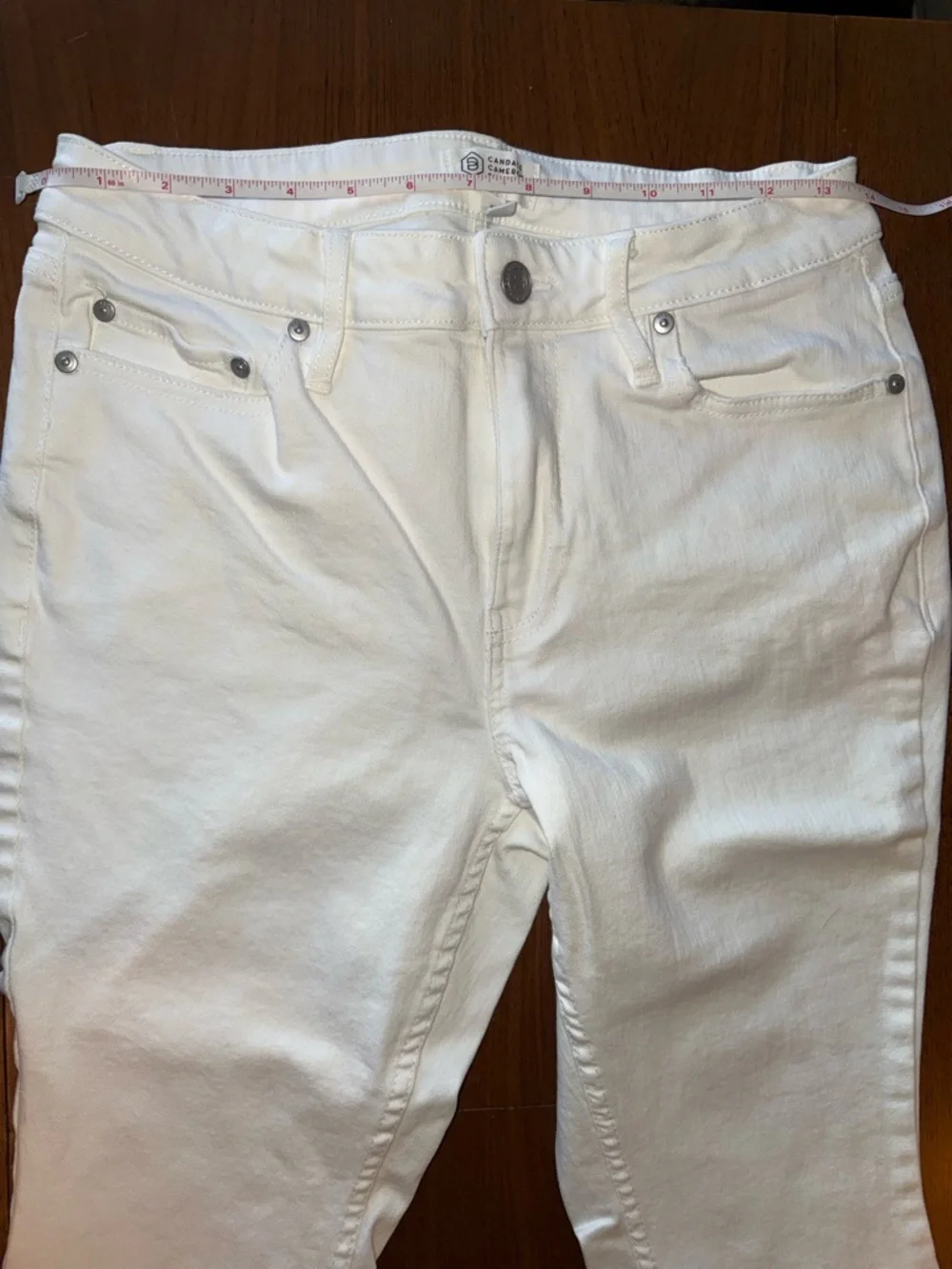 Candace Cameron Bure White Jeans - Picture 5 of 14
